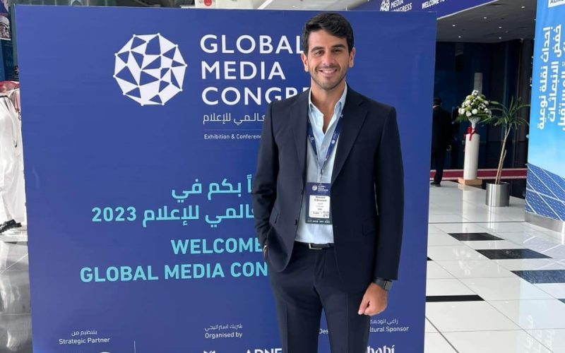 الاعلامي المصري محمد البسيوني يلقي محاضرة عن المحتوى في قمة Global media congress بابو ظبي :