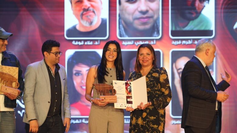 «الجريمة والعقاب.. ويوميات ممثل مهزوم» يحصدان جوائز الدورة الأولى من مهرجان الفضاءات المسرحية