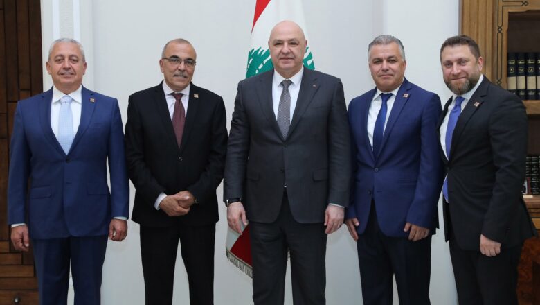 الرئيس عون عرض شؤونا رياضية واجتماعية  مع الوزيرة بيرقدرايان والنائب ابي رميا ورابطة سيدة ايليج