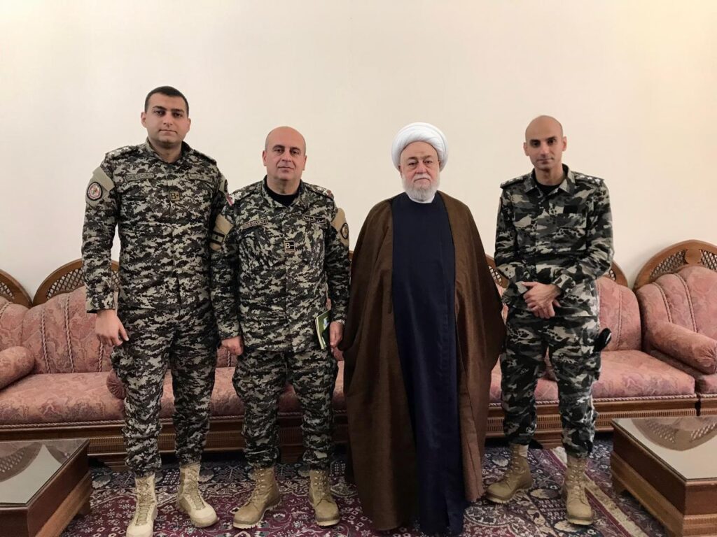 المفتي محمد عسيران يستقبل المدير الجديد لأمن الدولة في الجنوب العميد الركن وسيم النقيب المفتي محمد عسيران يستقبل المدير الجديد لأمن الدولة في الجنوب العميد الركن وسيم النقيب
