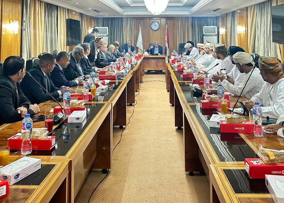 وفد رجال الأعمال العُماني يزور اتحاد الغرف التجارية المصرية لبحث سبل تعزيز التعاون الاستثماري وفد رجال الأعمال العُماني يزور اتحاد الغرف التجارية المصرية لبحث سبل تعزيز التعاون الاستثماري