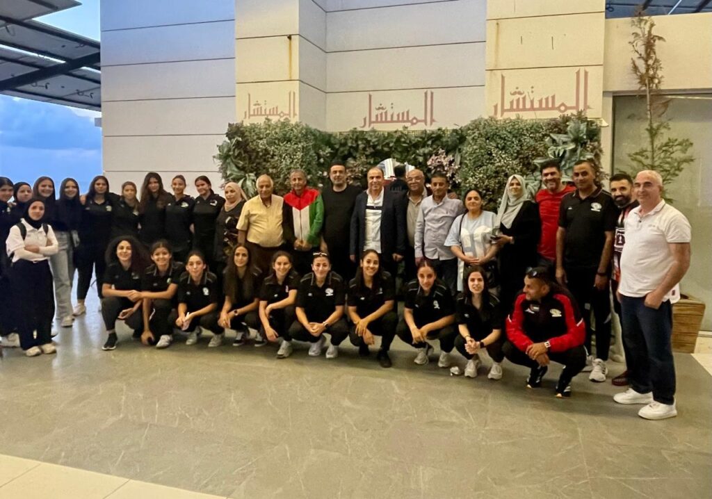 البقاعي وأعضاء الاتحاد الفلسطيني لكرة القدم الشتات ومنتخب السيدات يلتقون السفير دبور البقاعي وأعضاء الاتحاد الفلسطيني لكرة القدم الشتات ومنتخب السيدات يلتقون السفير دبور