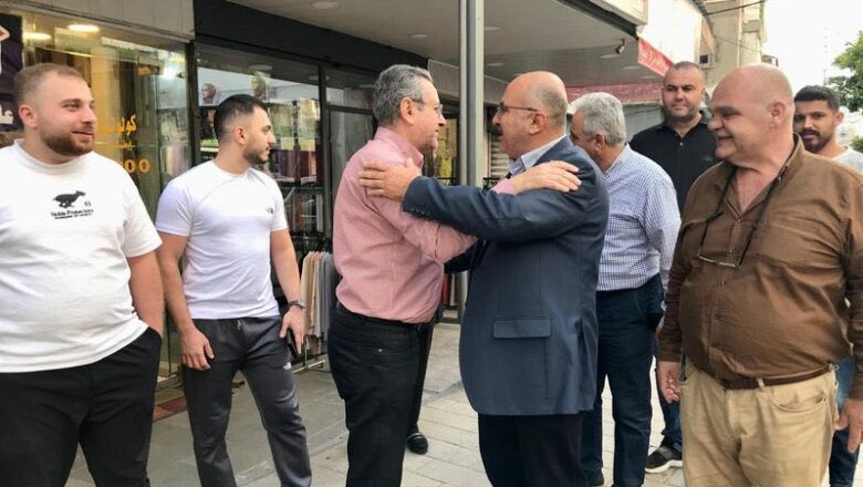 السيد نادر عزام يجول في منطقة ساحة القدس ويلتقي لجنتها والتجار ومخاتير المدينة والشيخ ماهر حمود
