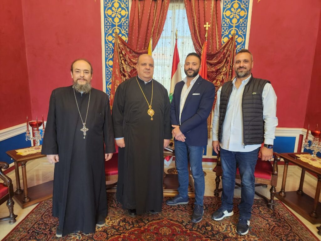 المطران إبراهيم استقبل الرئيس الجديد لفرع معلومات البقاع المطران إبراهيم استقبل الرئيس الجديد لفرع معلومات البقاع