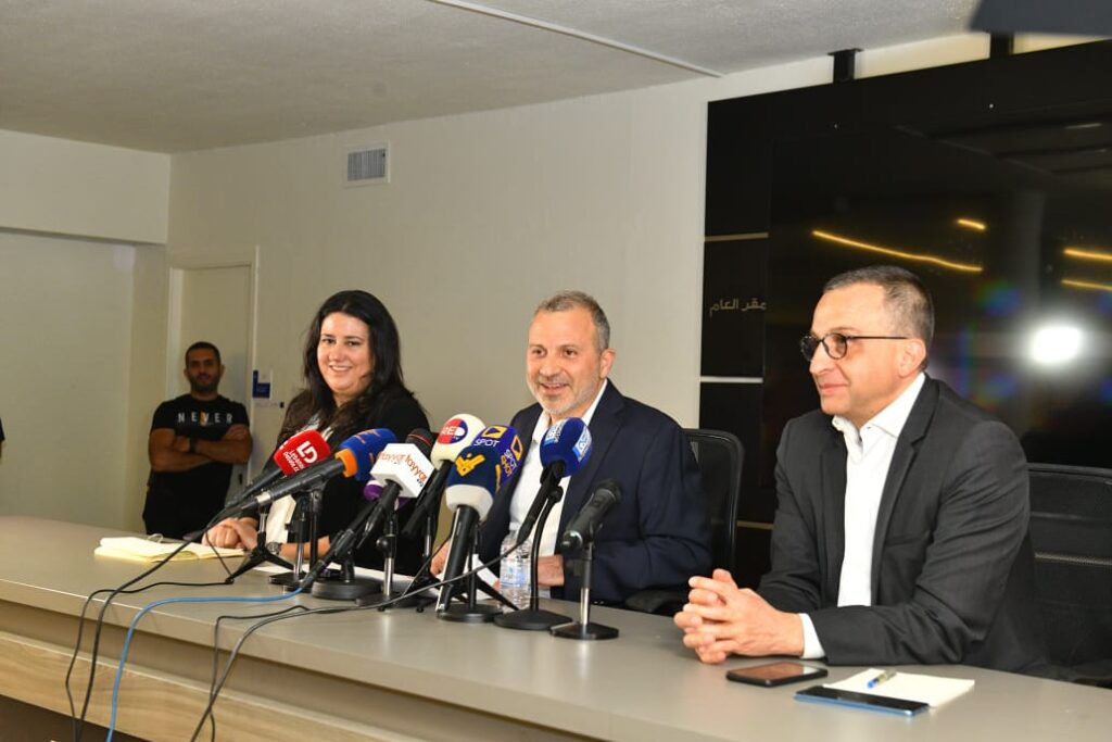 باسيل في عرض نتائج الجنوب: كفى تهويلاً على الناس و”التيار” منتشر في كل لبنان باسيل في عرض نتائج الجنوب: كفى تهويلاً على الناس و”التيار” منتشر في كل لبنان