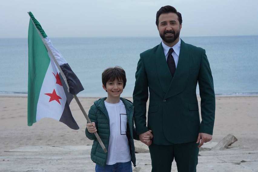 عبد الكريم حمدان يشعل حماس السوريين بأغنية “هزوا الأرض ويحقق المزيد من النجاحات (عبد الكريم حمدان يشعل حماس بأغنية) “هزوا الأرض ويحقق المزيد من النجاحات عبد الكريم حمدان يشعل حماس السوريين بأغنية “هزوا الأرض ويحقق المزيد من النجاحات (عبد الكريم حمدان يشعل حماس بأغنية) “هزوا الأرض ويحقق المزيد من النجاحات
