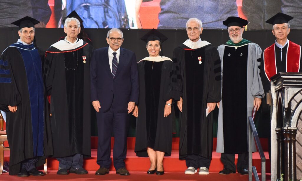 في حفل تخرجها السادس والخمسين بعد المئة الجامعة الأميركية في بيروت تُطلق كوكبة من الرواد في حفل تخرجها السادس والخمسين بعد المئة الجامعة الأميركية في بيروت تُطلق كوكبة من الرواد