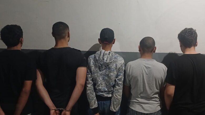 ينشطون بعمليّات السّرقة في محافظة الشّمال، وفصيلة أميون تُلقي القبض عليهم.