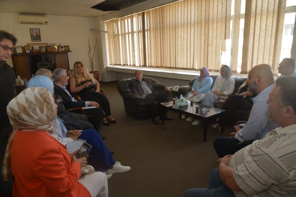 محفوظ امام مديري المواقع الالكترونية: لتعزيز الاعلام الالكتروني المستقل بعيدا من الاثارة الطوائفية والسياسية محفوظ امام مديري المواقع الالكترونية: لتعزيز الاعلام الالكتروني المستقل بعيدا من الاثارة الطوائفية والسياسية