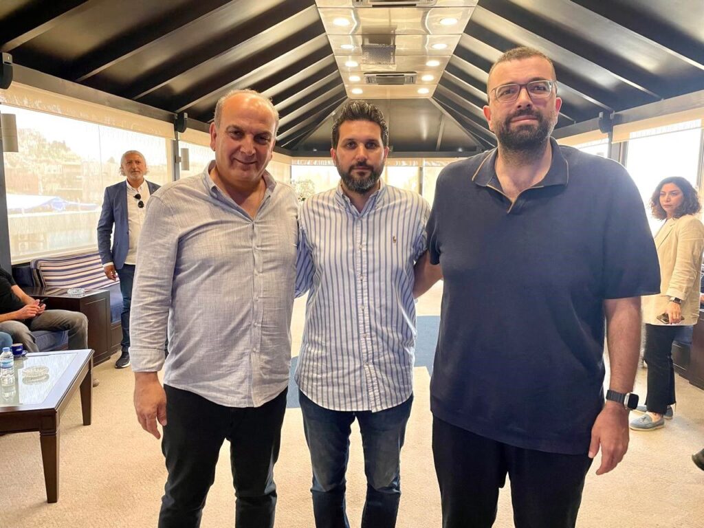 مرعي أبو مرعي يستقبل الأمين العام لتيار المستقبل أحمد الحريري مرعي أبو مرعي يستقبل الأمين العام لتيار المستقبل أحمد الحريري