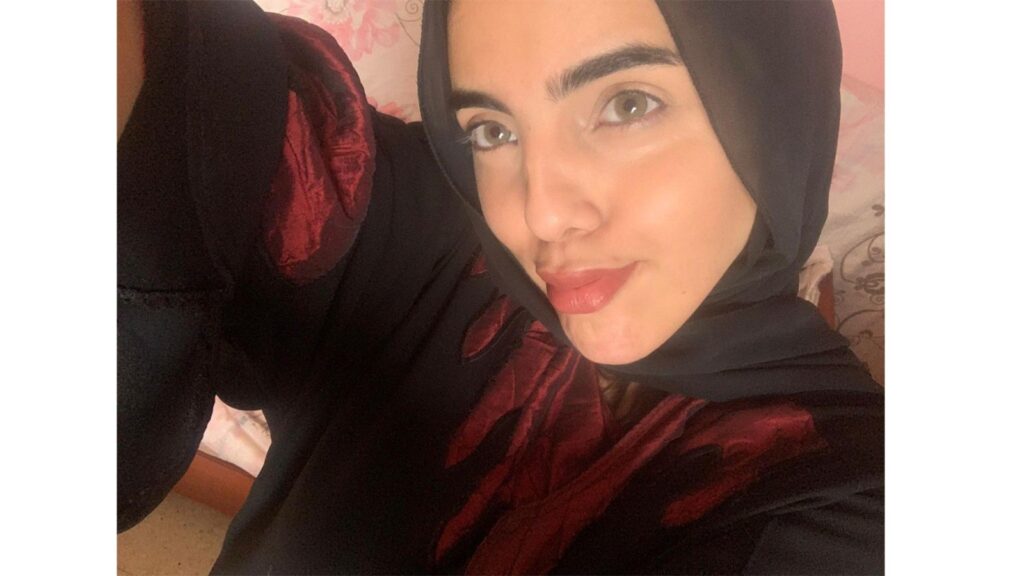ملاك سمير بهناوي مفقودة، هل تعرفون شيئًا عنها؟ ملاك سمير بهناوي مفقودة، هل تعرفون شيئًا عنها؟