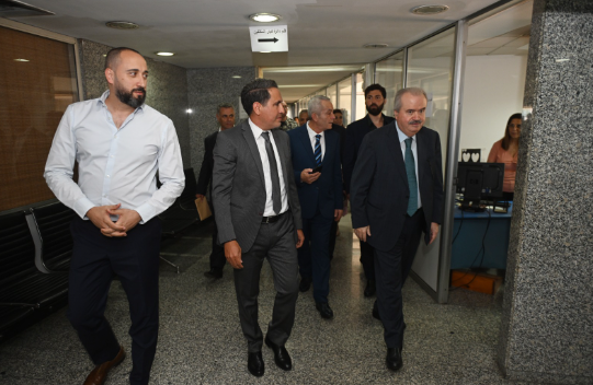 الوزير جابر يعِد بمستقبل أفضل… فهل تنقذ المكننة ما دمّرته السياسة؟ الوزير جابر يعِد بمستقبل أفضل… فهل تنقذ المكننة ما دمّرته السياسة؟