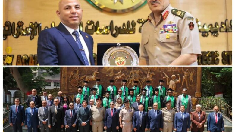 المهندس هيثم حسين يُكرم مدير الأكاديمية العسكرية للدراسات العليا والاستراتيجية لمسهماته الوطنيه ودعم ملف الشراكه الاستراتيجية بين المؤسسه ووزاره العمل الليبيه