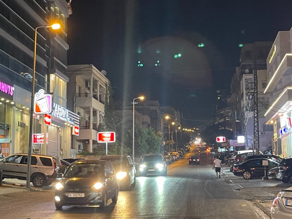 إضاءة شارع مرعي أبو مرعي الرئيسي في الهلالية: انطلاقة عملية لتحسين البنية التحتية إضاءة شارع مرعي أبو مرعي الرئيسي في الهلالية: انطلاقة عملية لتحسين البنية التحتية