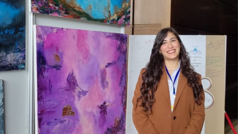 الفنانة أسماء رحو ريشة تنسج الحلم وتزرع الجمال في قلب اللوحة