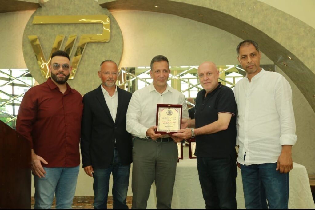 رئيس نادي الهلال كرّم رئيس اللجنة الأولمبية جهاد سلامة وأمينها العام جودت شاكر في طرابلس رئيس نادي الهلال كرّم رئيس اللجنة الأولمبية جهاد سلامة وأمينها العام جودت شاكر في طرابلس