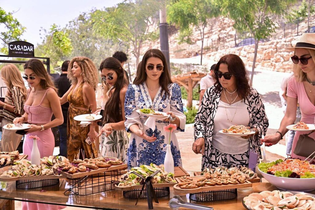 في حنايا القديس شربل ودير عنايا الشهير، مشروع جديد يبصر النور: أهلاً بكم في LIWAN VILLAGE وجهة السياحة والراحة والرفاهية في قلب الطبيعة في حنايا القديس شربل ودير عنايا الشهير، مشروع جديد يبصر النور: أهلاً بكم في LIWAN VILLAGE وجهة السياحة والراحة والرفاهية في قلب الطبيعة