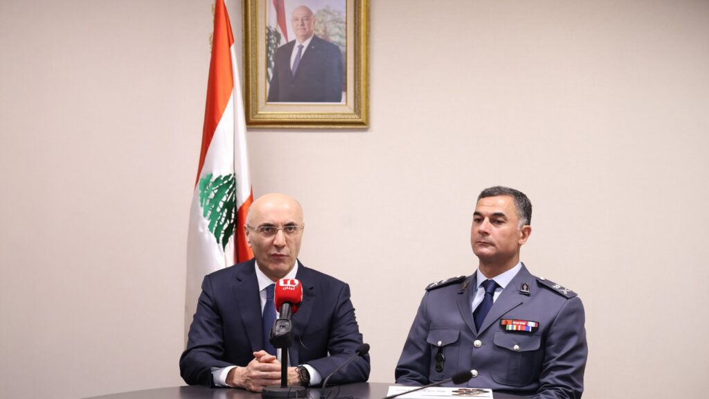 معالي وزير الداخلية والبلديات يزور المديرية العامة لقوى الأمن الداخلي للتهنئة بعيد قوى الأمن الداخلي الـ 164 معالي وزير الداخلية والبلديات يزور المديرية العامة لقوى الأمن الداخلي للتهنئة بعيد قوى الأمن الداخلي الـ 164