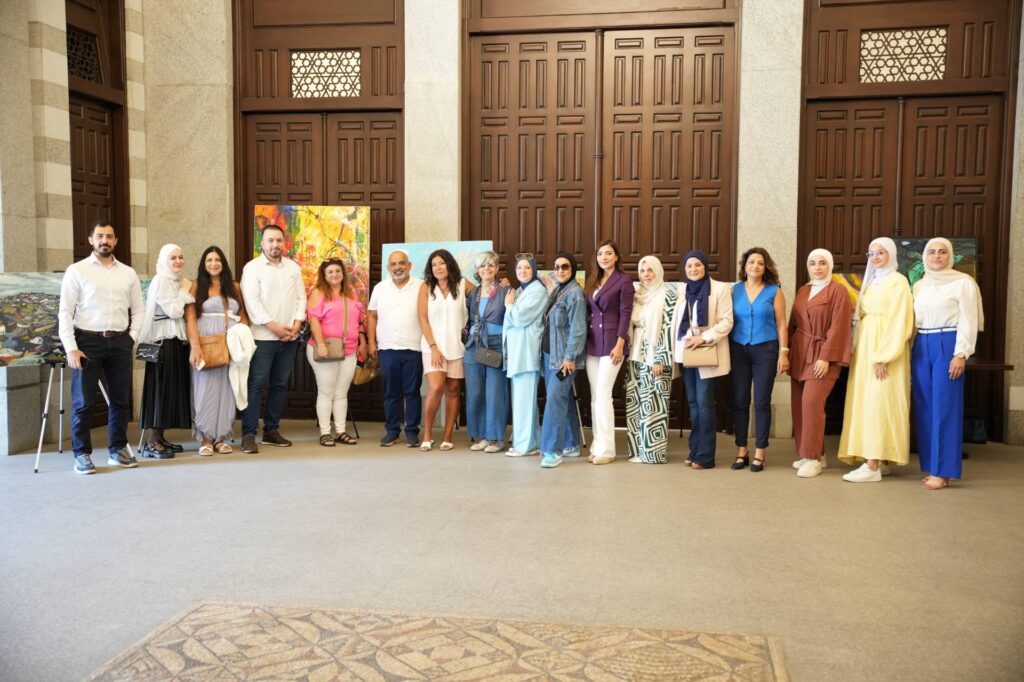 ملتقى الألوان في مؤتمر “البيئة البحرية”..ريشة ترسم وعيًا بيئيًا في السراي الحكومي ملتقى الألوان في مؤتمر “البيئة البحرية”..ريشة ترسم وعيًا بيئيًا في السراي الحكومي