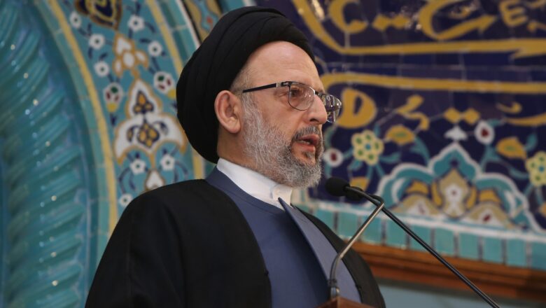 العلامة فضل الله في خطبة العيد: لبناء دولة قوية تملك قرارها وخياراتها وقادرة على مواجهة كل الضغوط